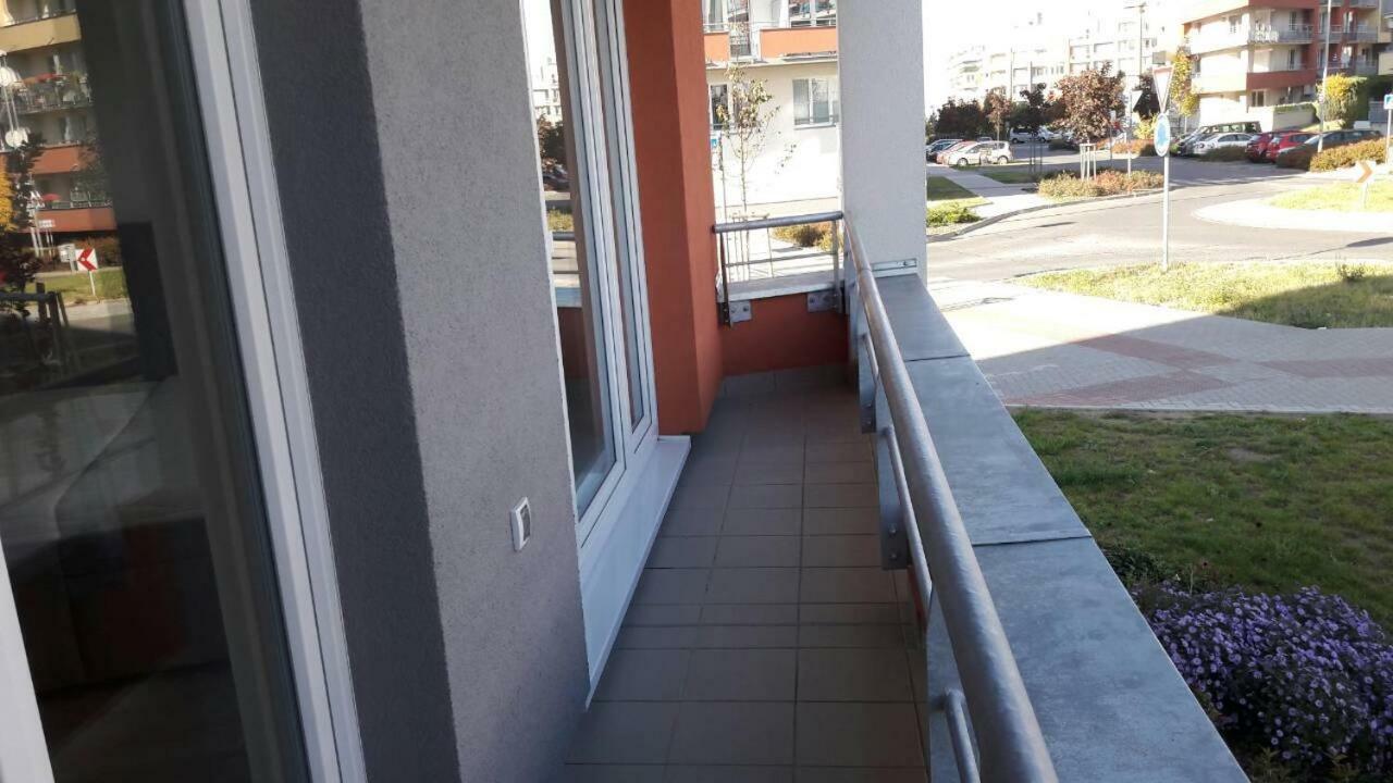 H+ Apartman Letiste Apartmán *